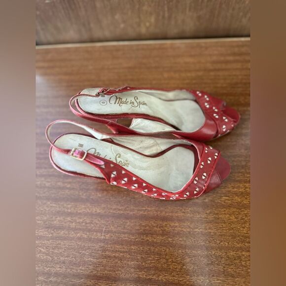 Red detailed Women's Slingback leather Shoes - Picture 1 of 4